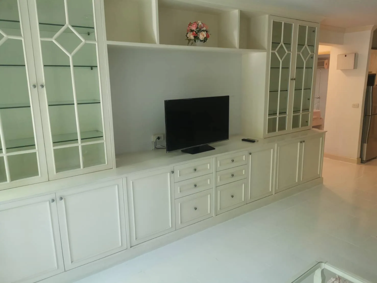 Raintree Villa — photo 2