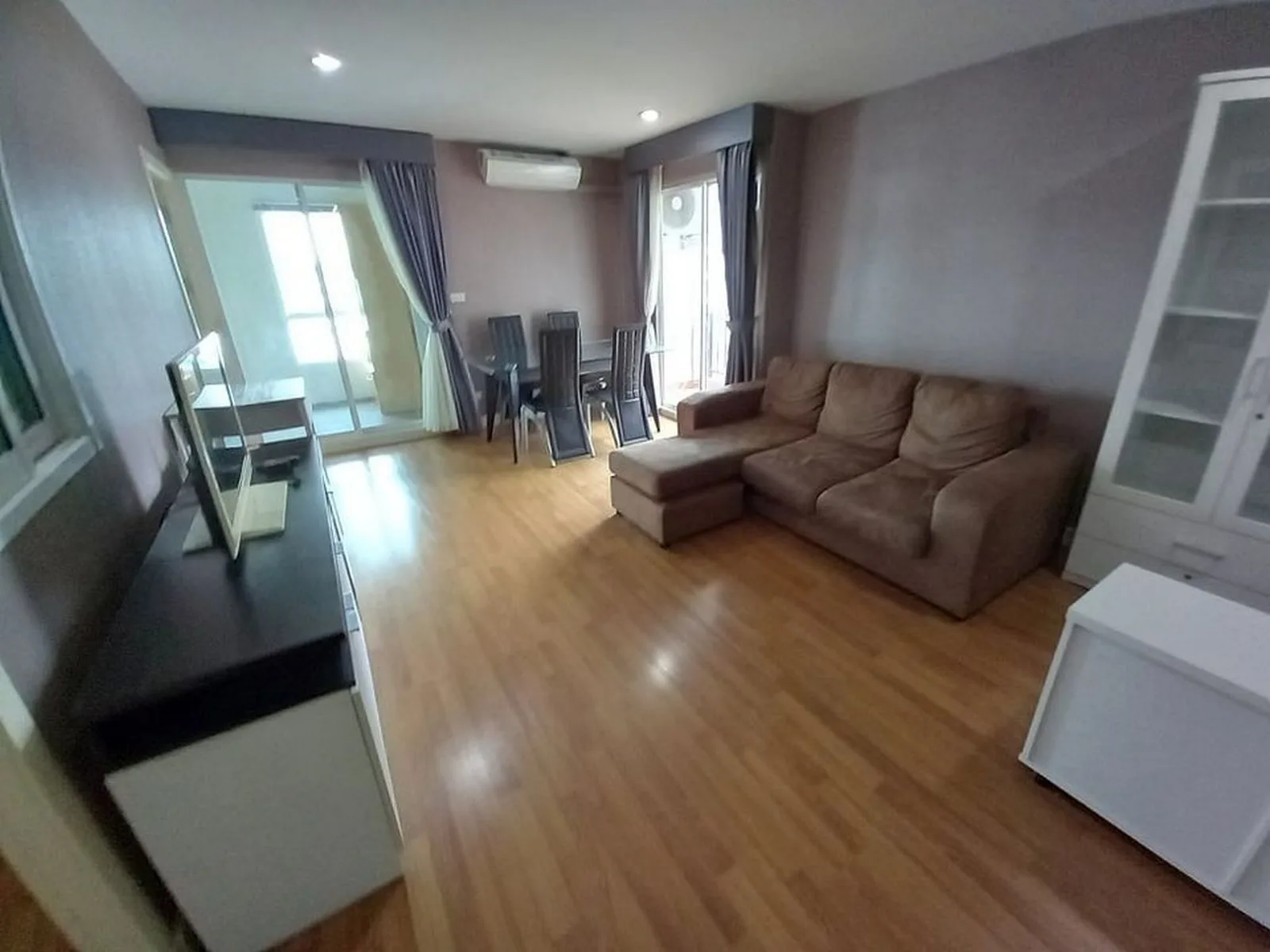 Regent Home 22 Sukhumvit 85 — photo 2