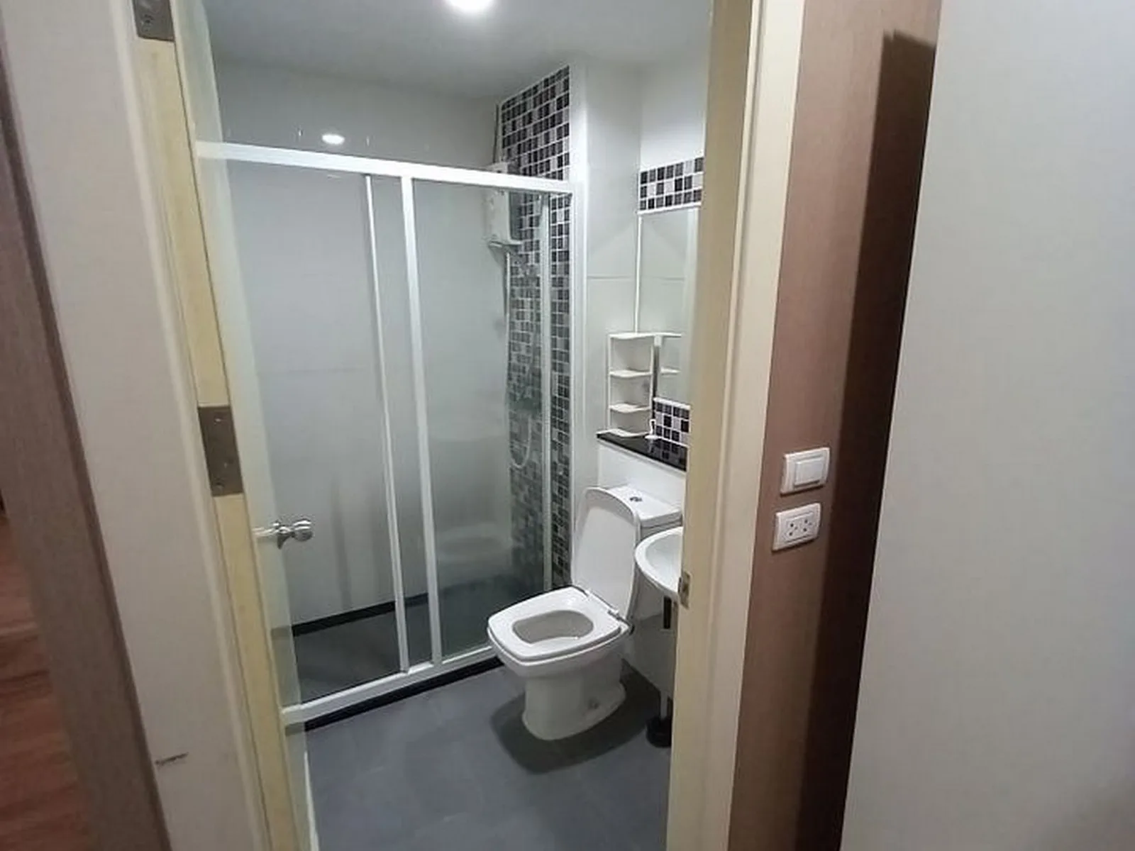 Regent Home 22 Sukhumvit 85 — photo 7