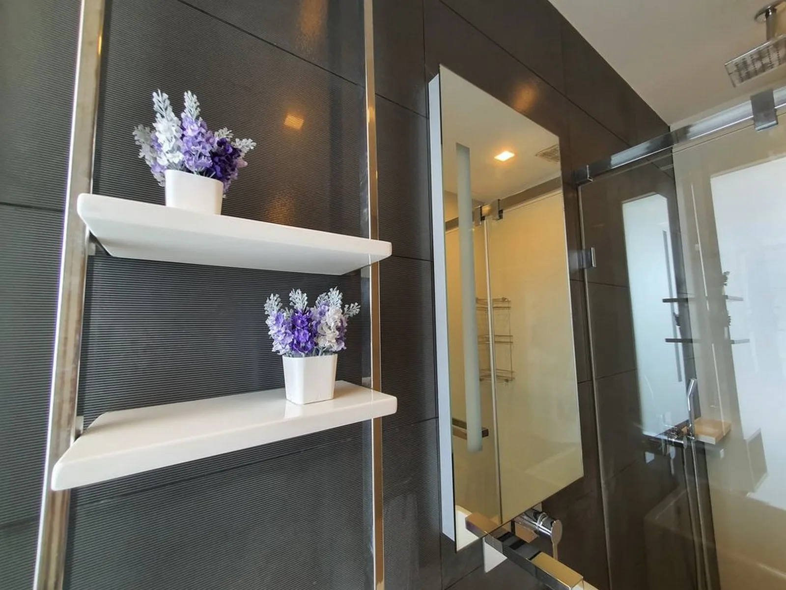 The Room BTS Wongwian Yai — photo 12