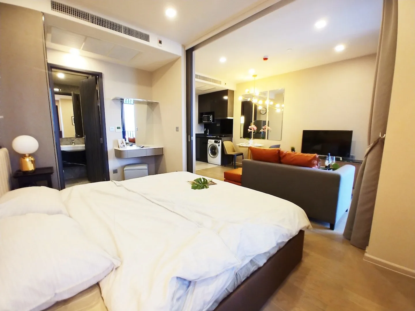 Ashton Asoke — photo 12