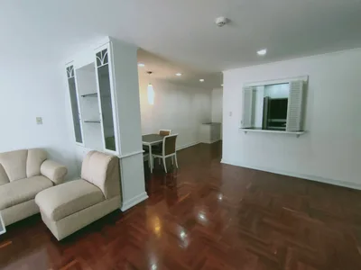 Acadamia Grand Tower