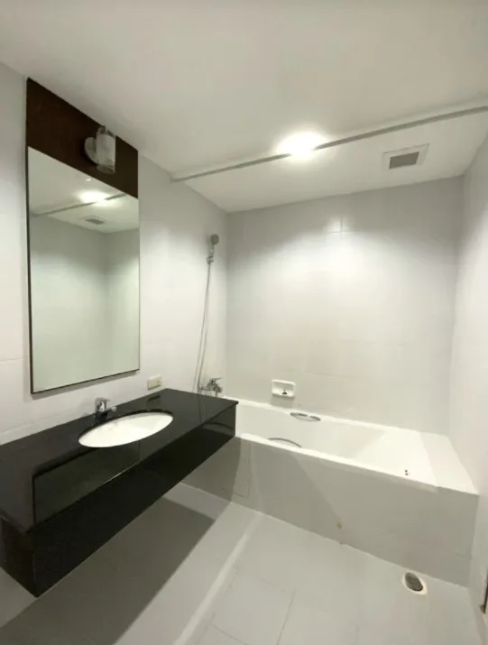Acadamia Grand Tower — photo 12