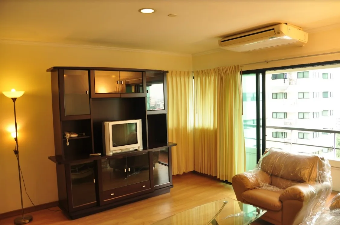 Sathorn Gardens — photo 4