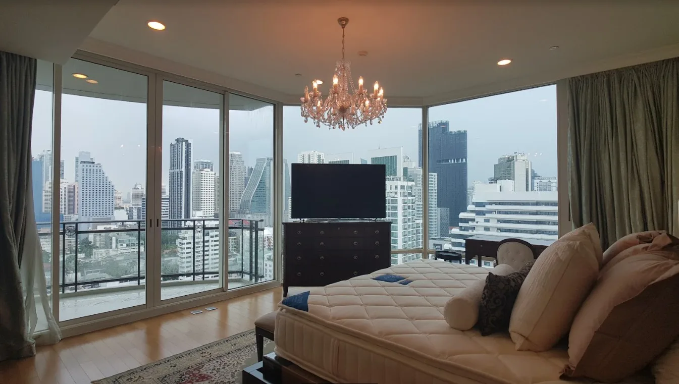 Royce Private Residences — photo 4