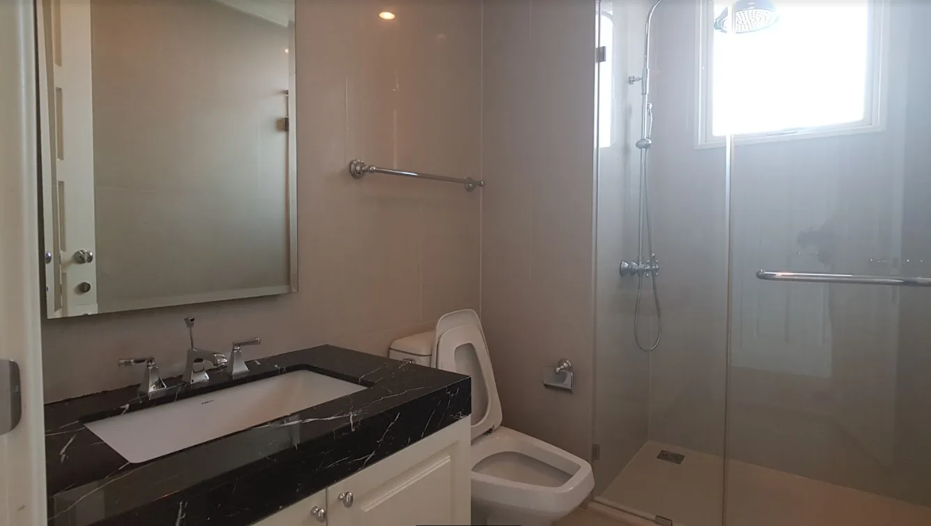 Royce Private Residences — photo 9