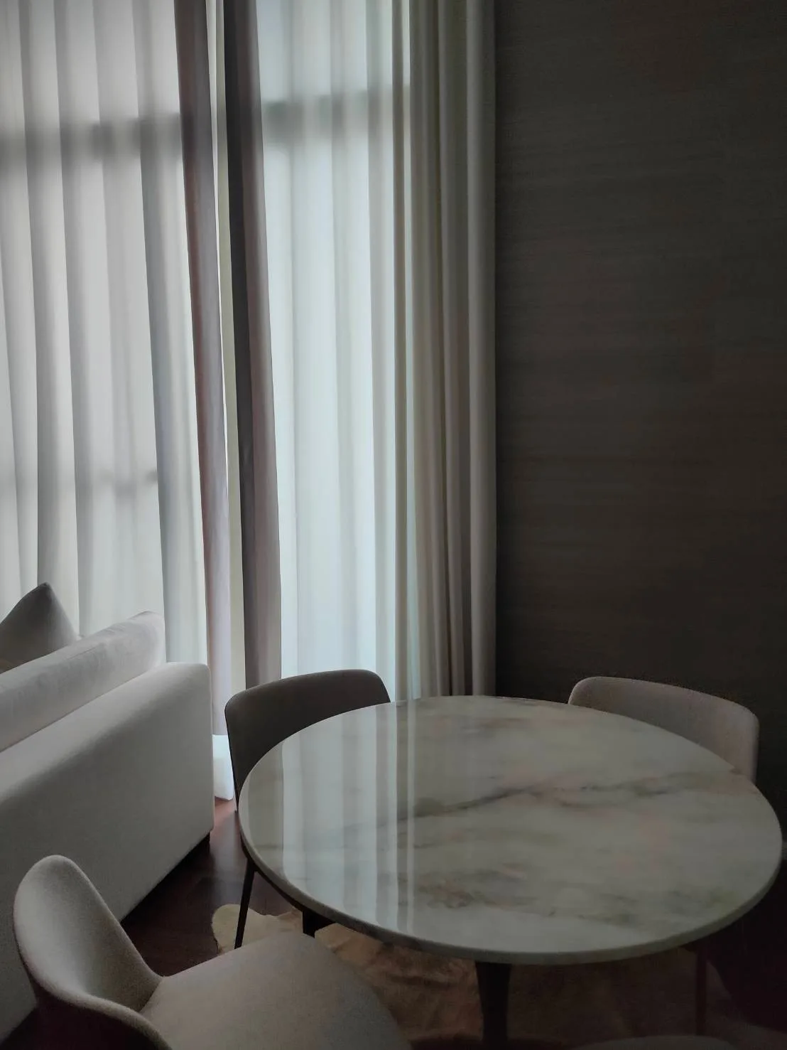 The Diplomat 39 — photo 3