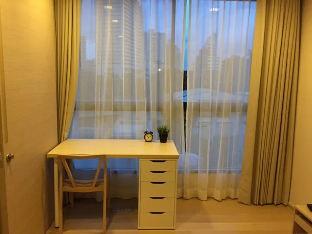 LIV@49 — photo 11