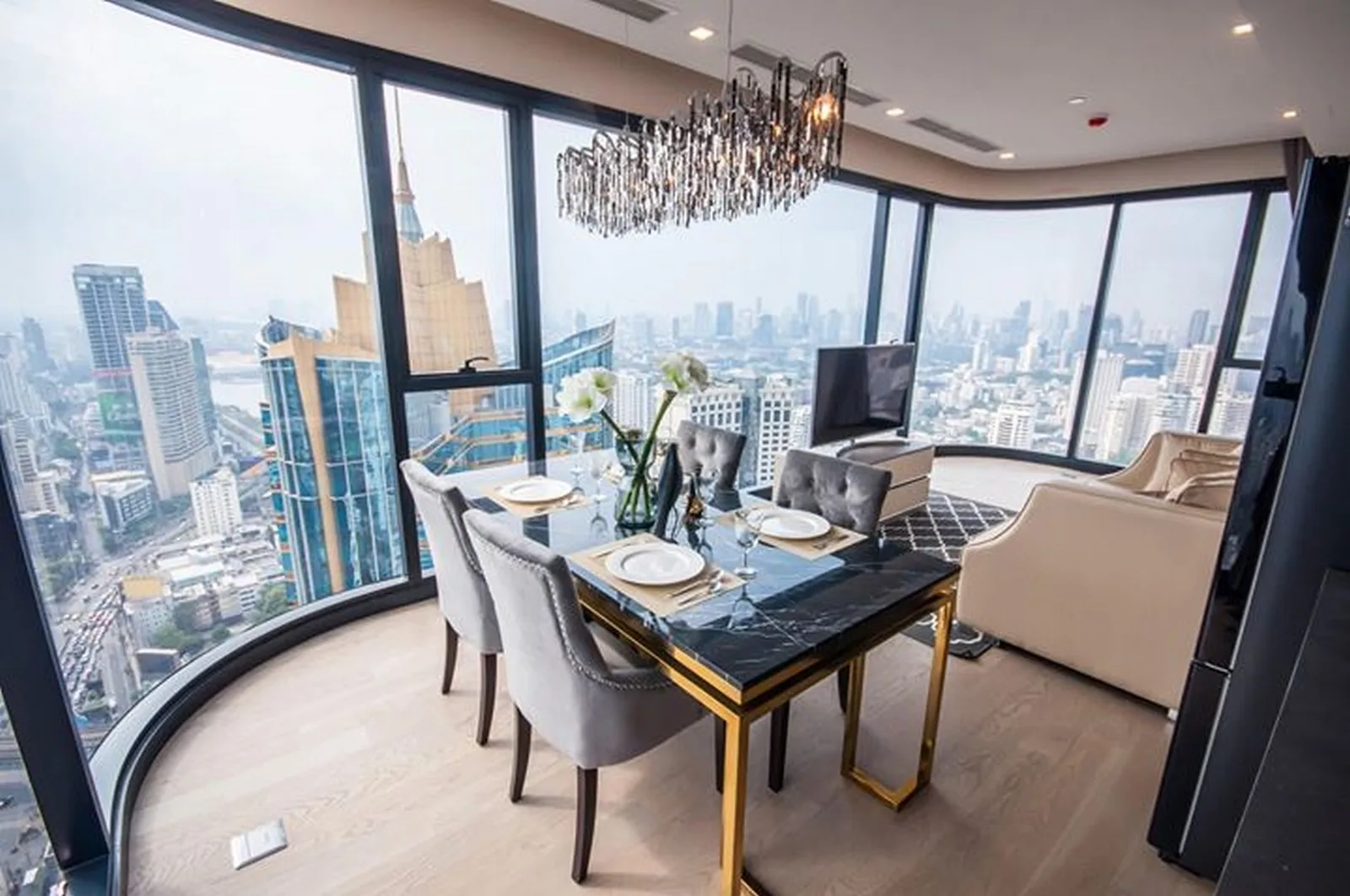 Ashton Asoke — photo 22