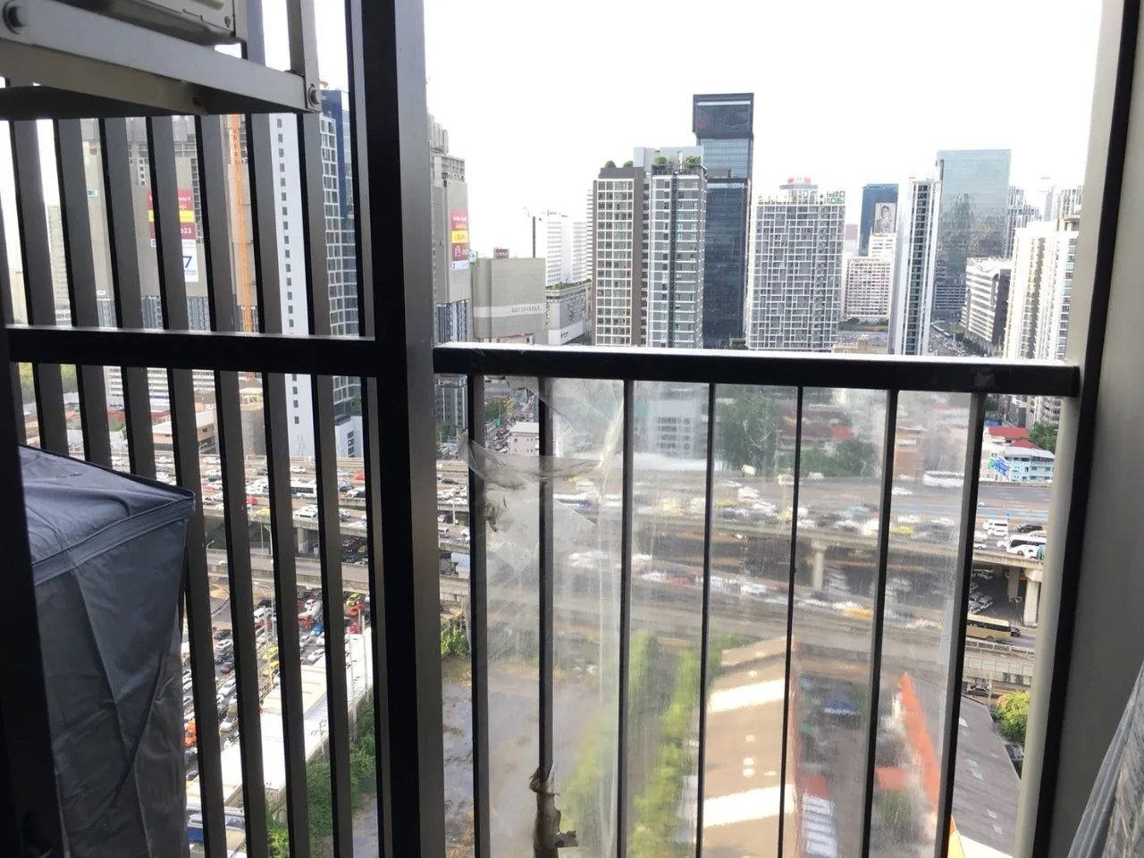 Life Asoke — photo 11