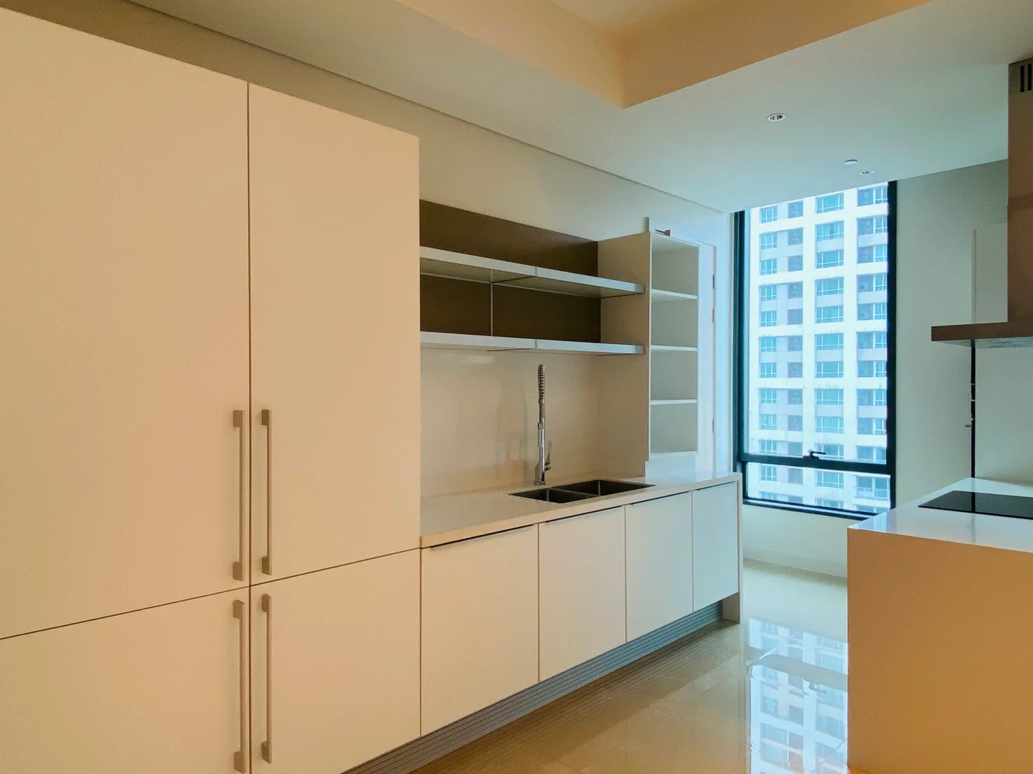 Sindhorn Residence — photo 4