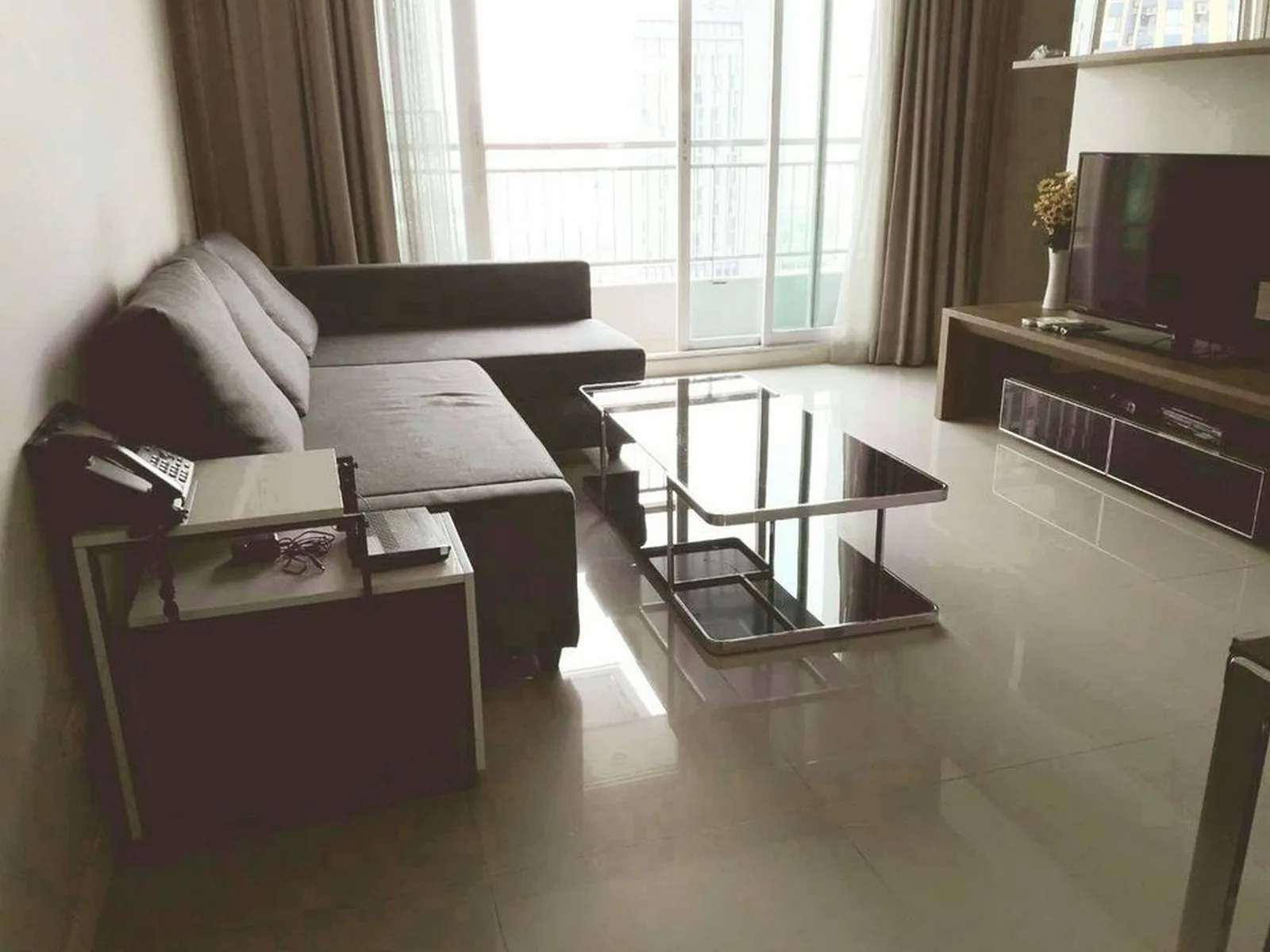 Circle Condominium — photo 1