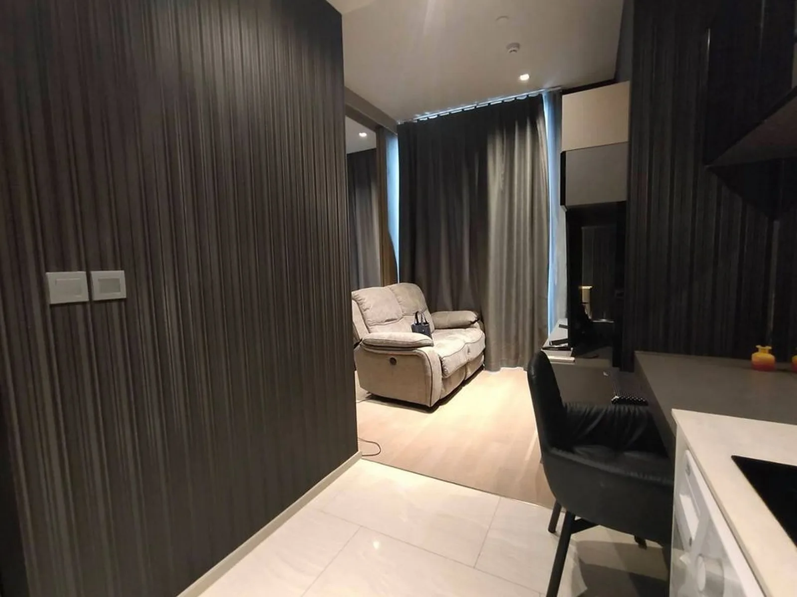 Ashton Silom — photo 3