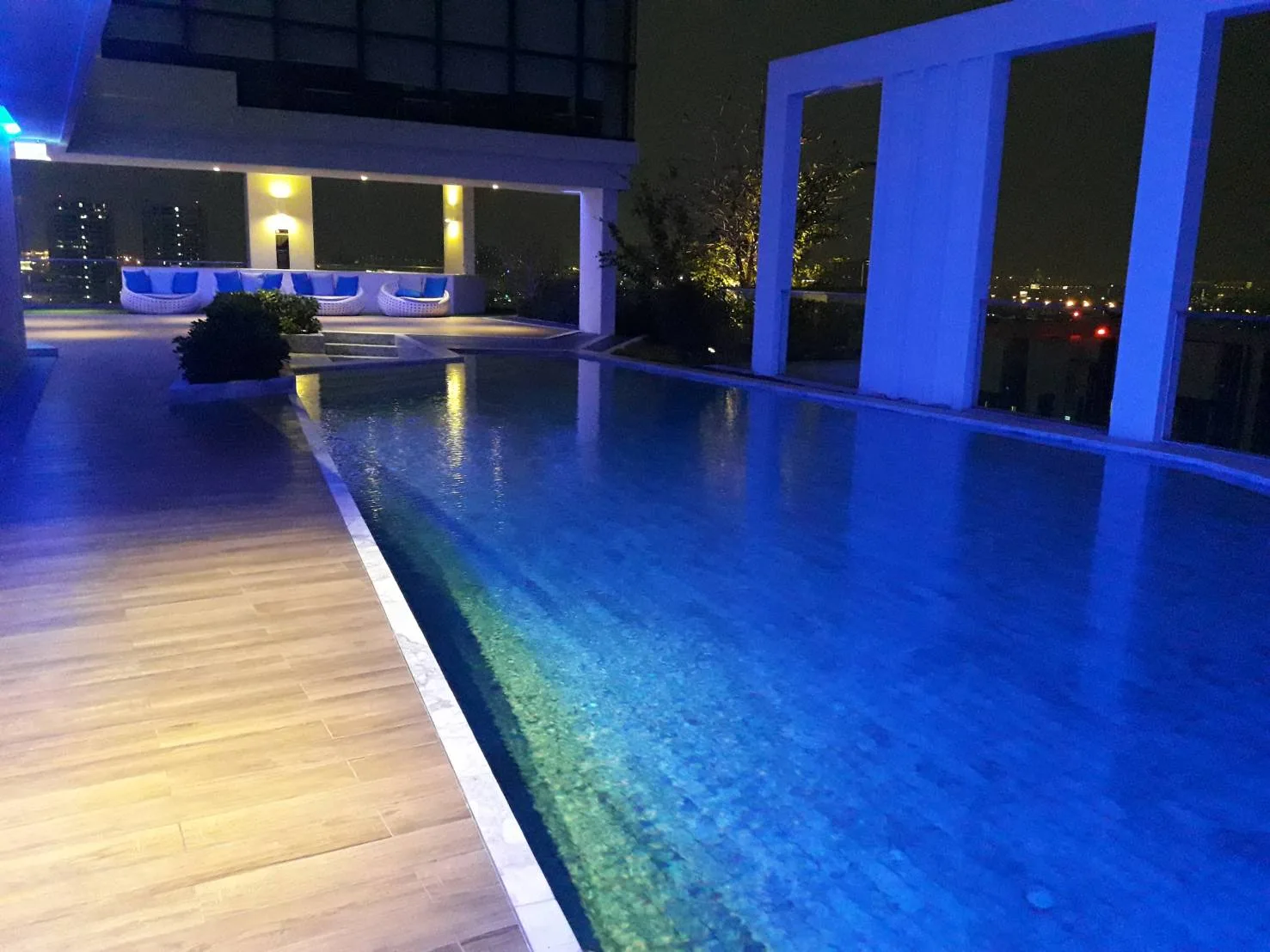 M Thonglor 10 — photo 9