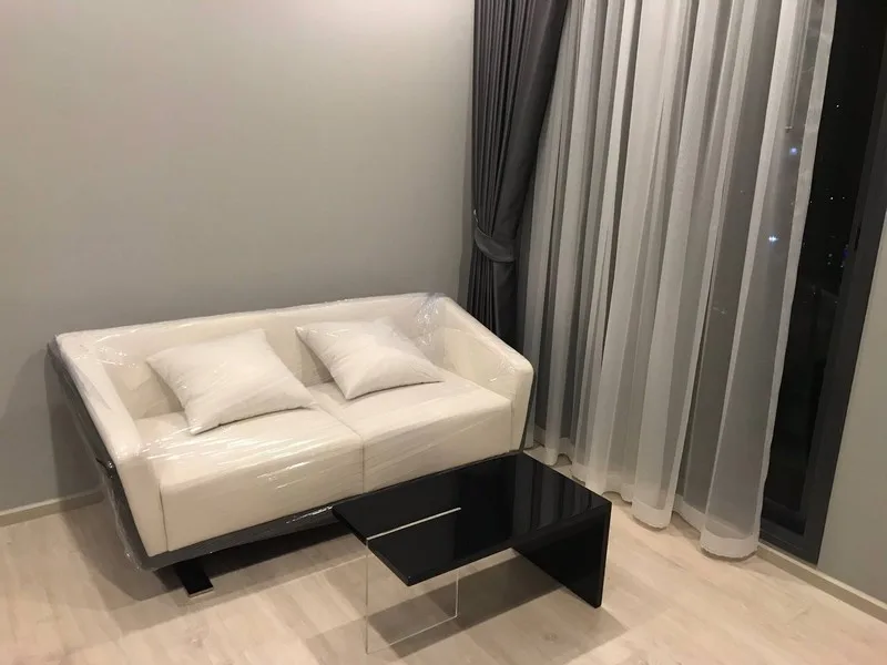 M Thonglor 10 — photo 3