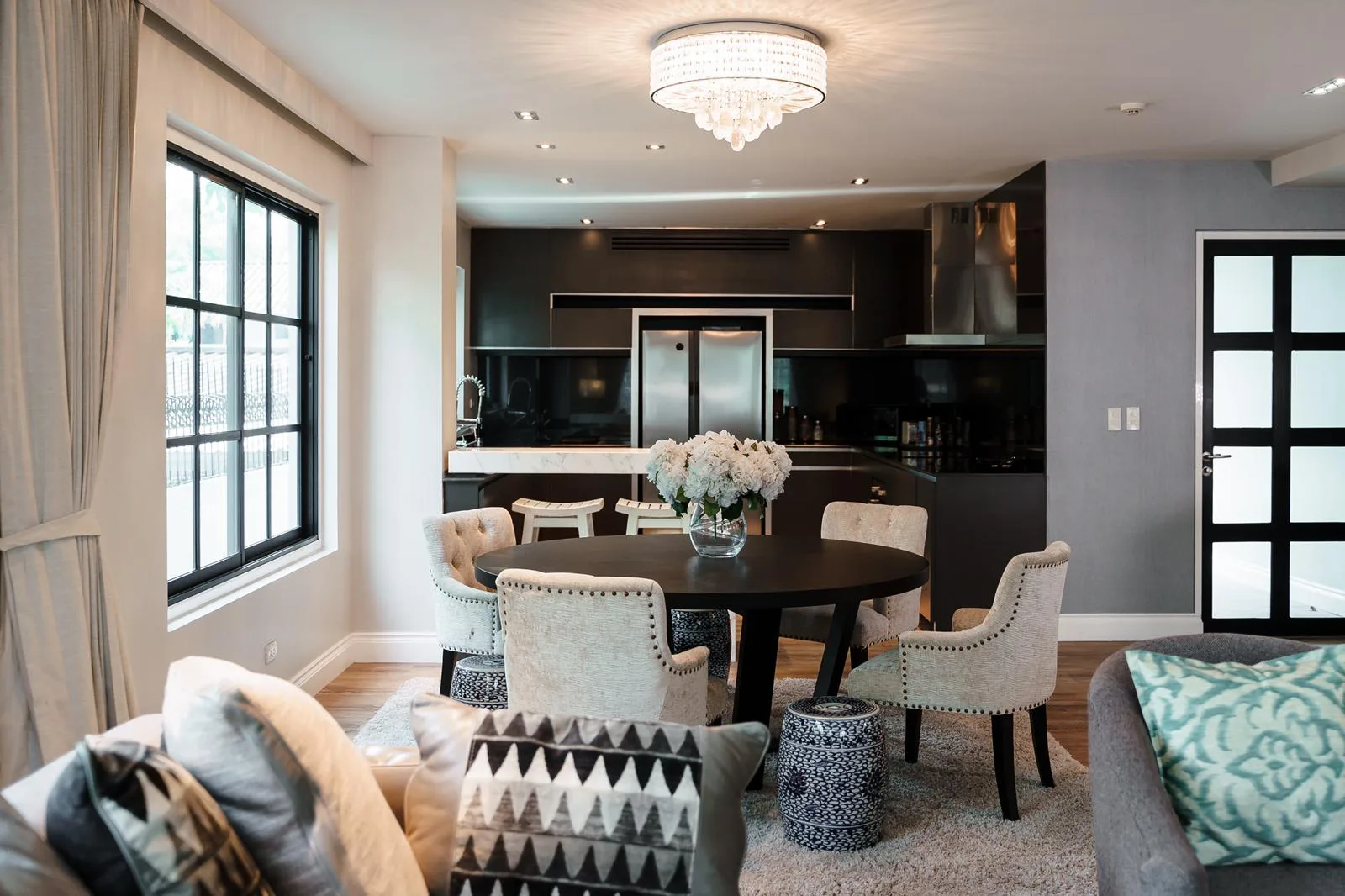 Penthouse Condominium — photo 7