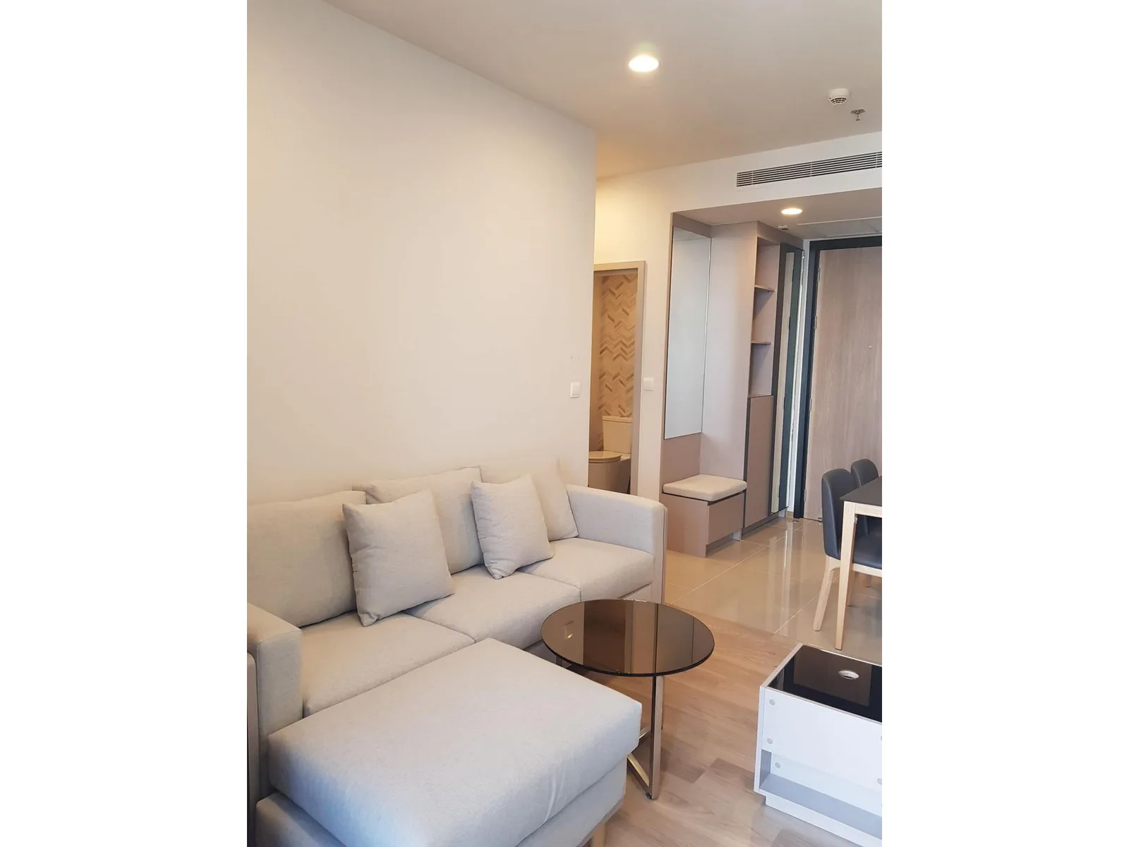 OKA HAUS Sukhumvit 36 — photo 1