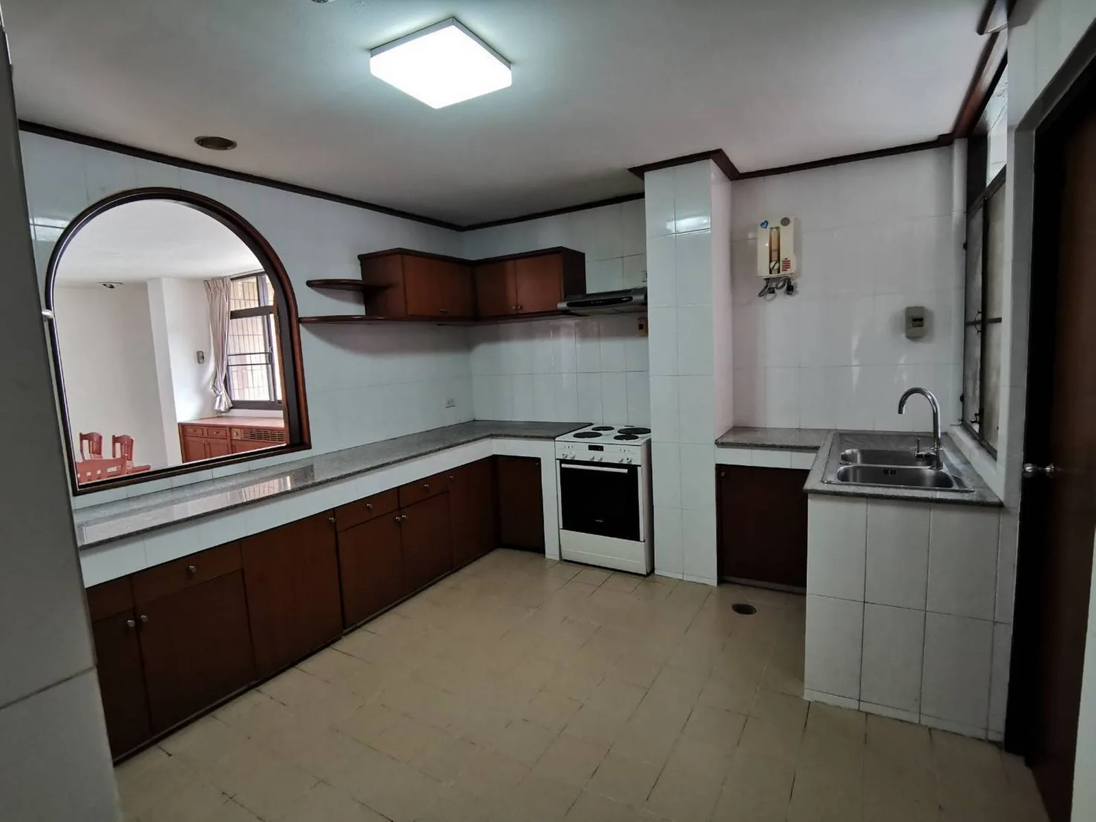 Jamy Twin Mansion — photo 14