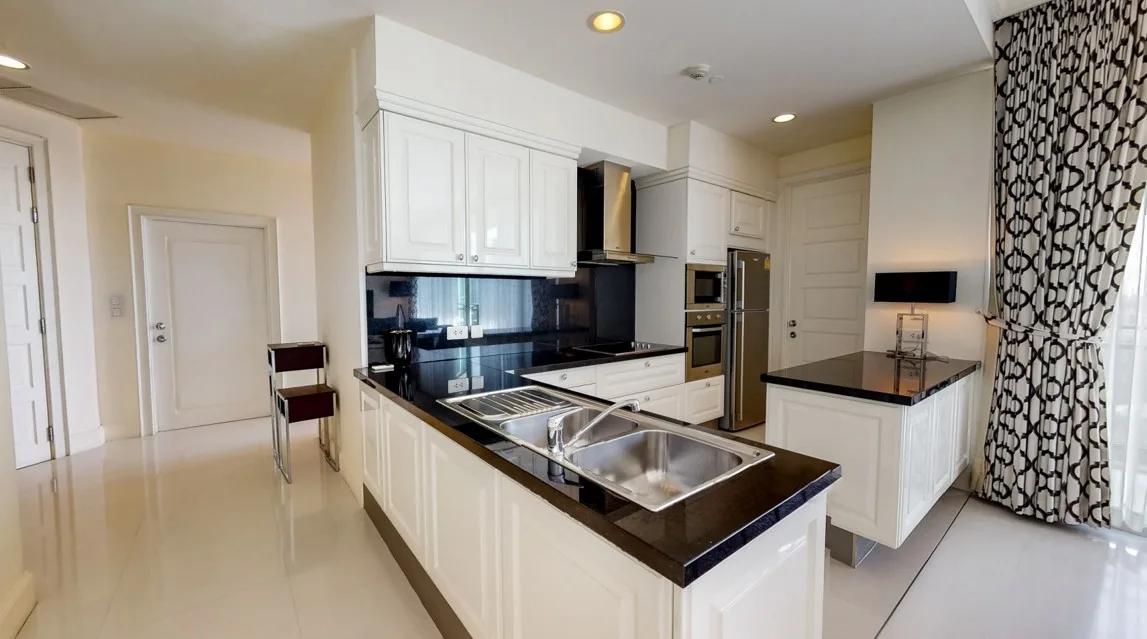 Royce Private Residences — photo 10