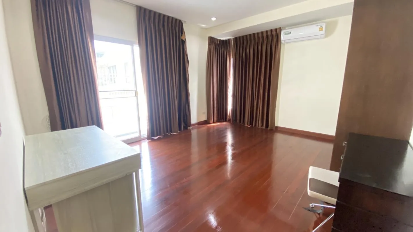 Single House Suk. 63 — photo 16