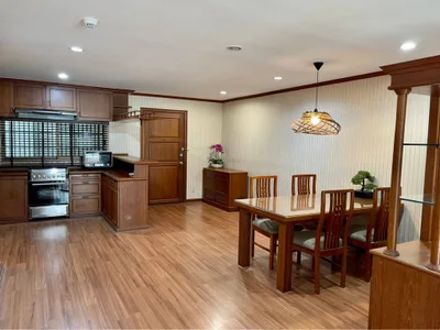 Acadamia Grand Tower