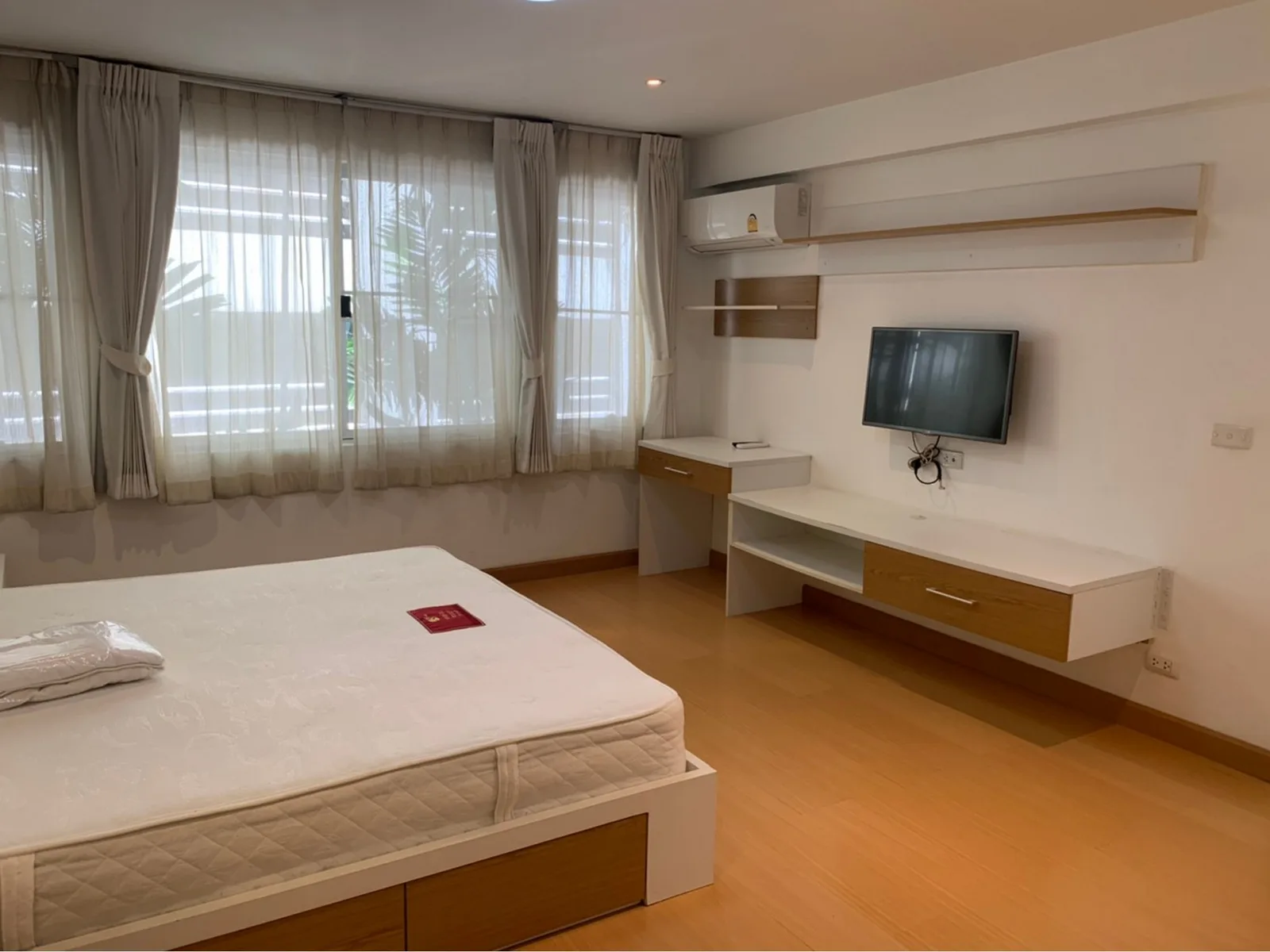 Raintree Villa — photo 3