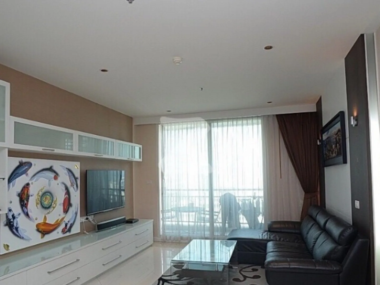 The Empire Place — photo 1