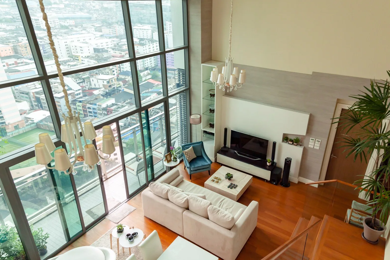Bright Sukhumvit 24 — photo 2