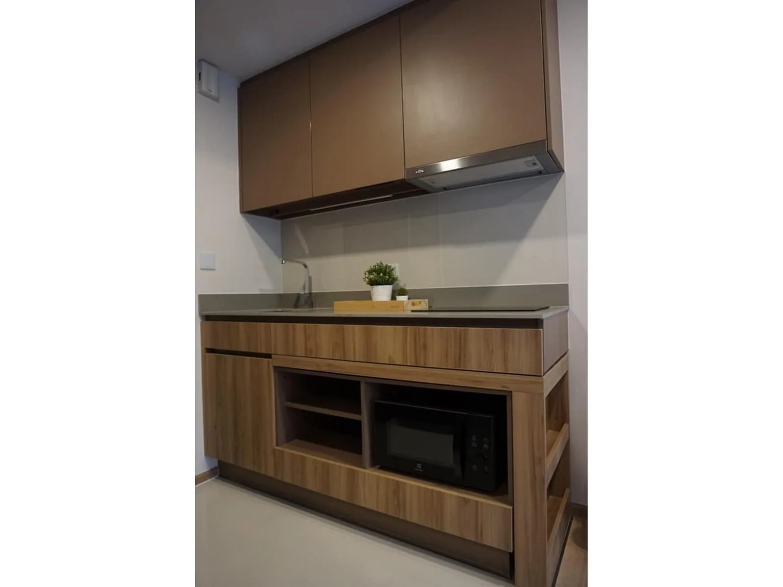 Taka Haus Ekamai 12 — photo 12