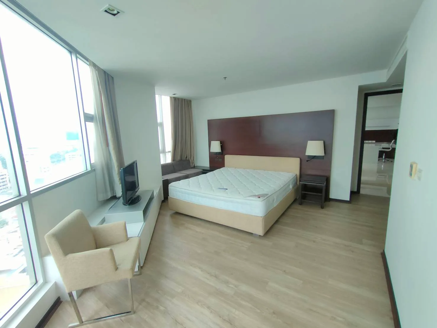 Sathorn Prime Residence — photo 11