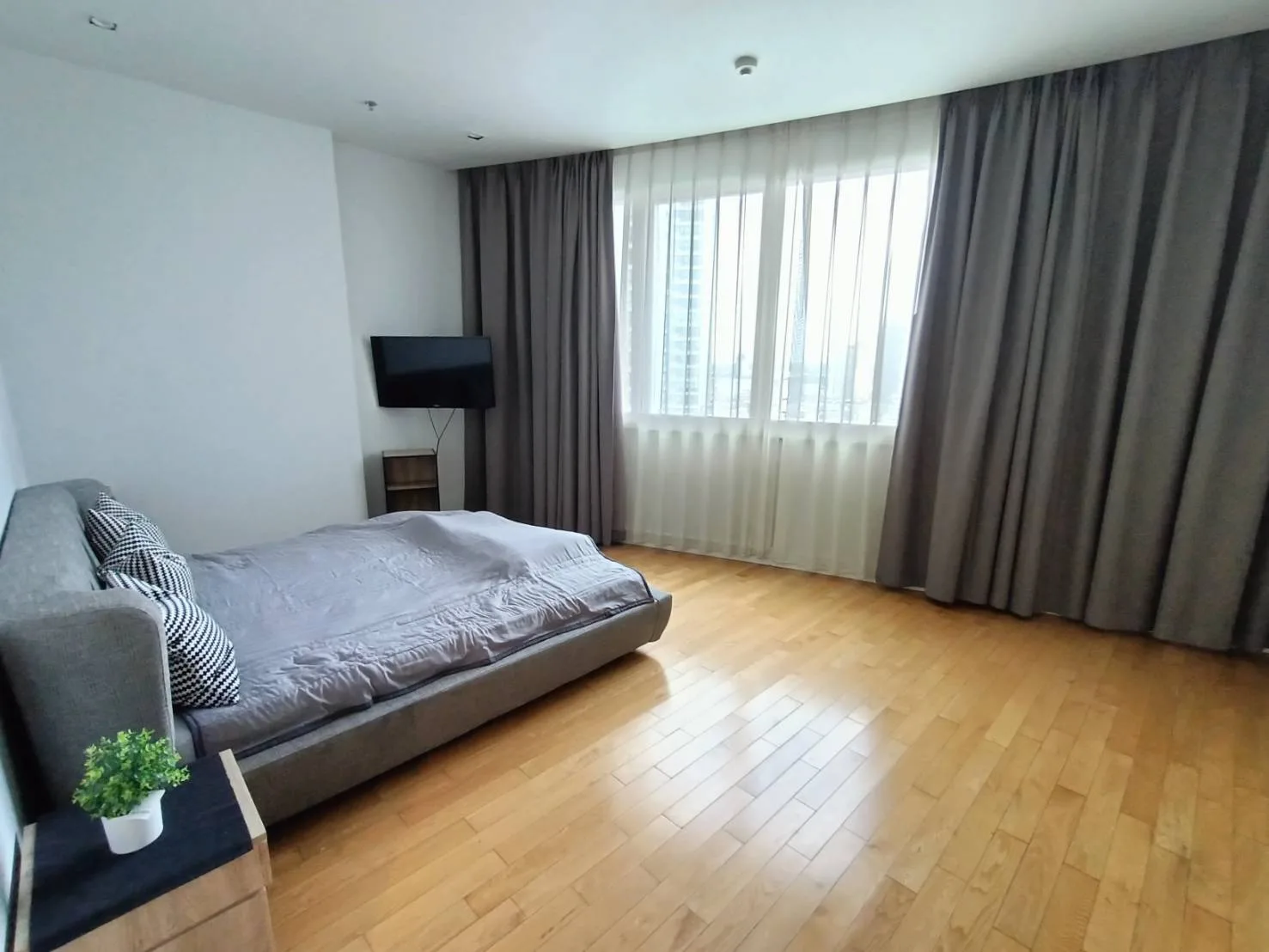 Millennium Residence — photo 9