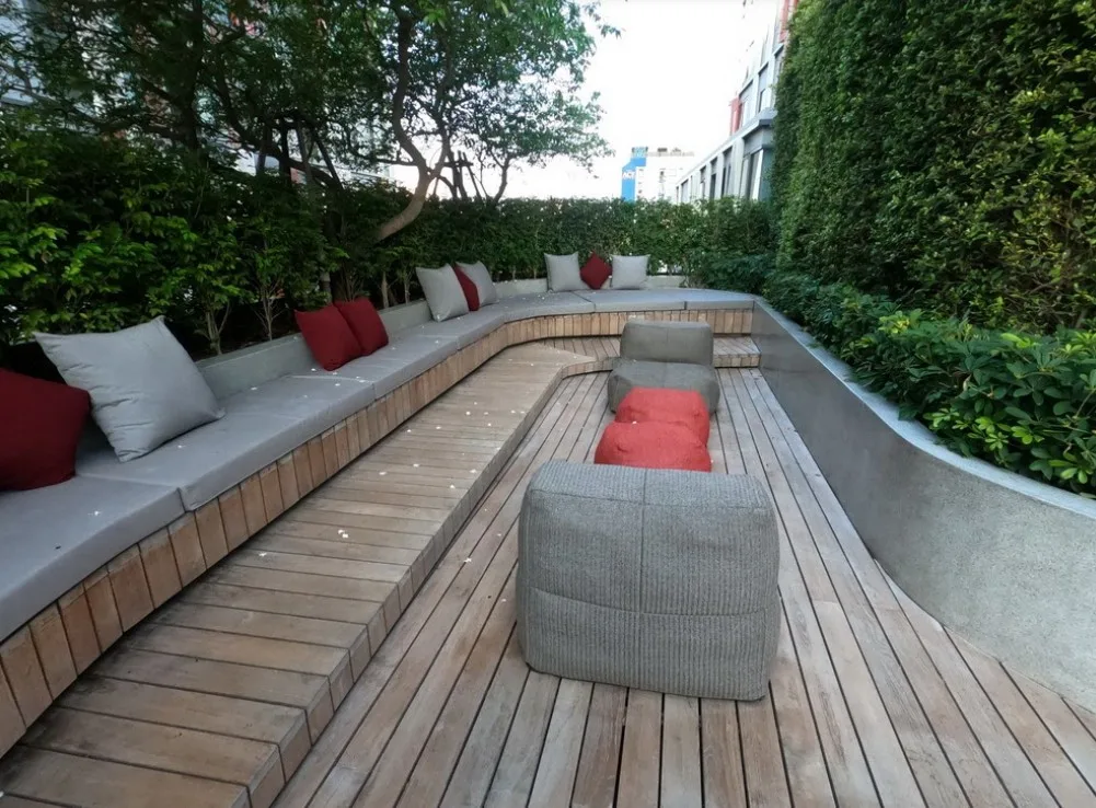 Taka Haus Ekamai 12 — photo 18