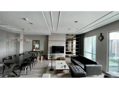 Centric Sathorn - Saint Louis