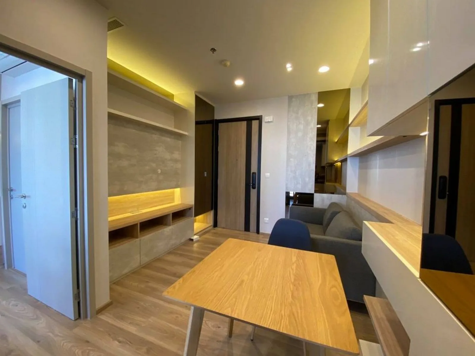 OKA HAUS Sukhumvit 36 — photo 3
