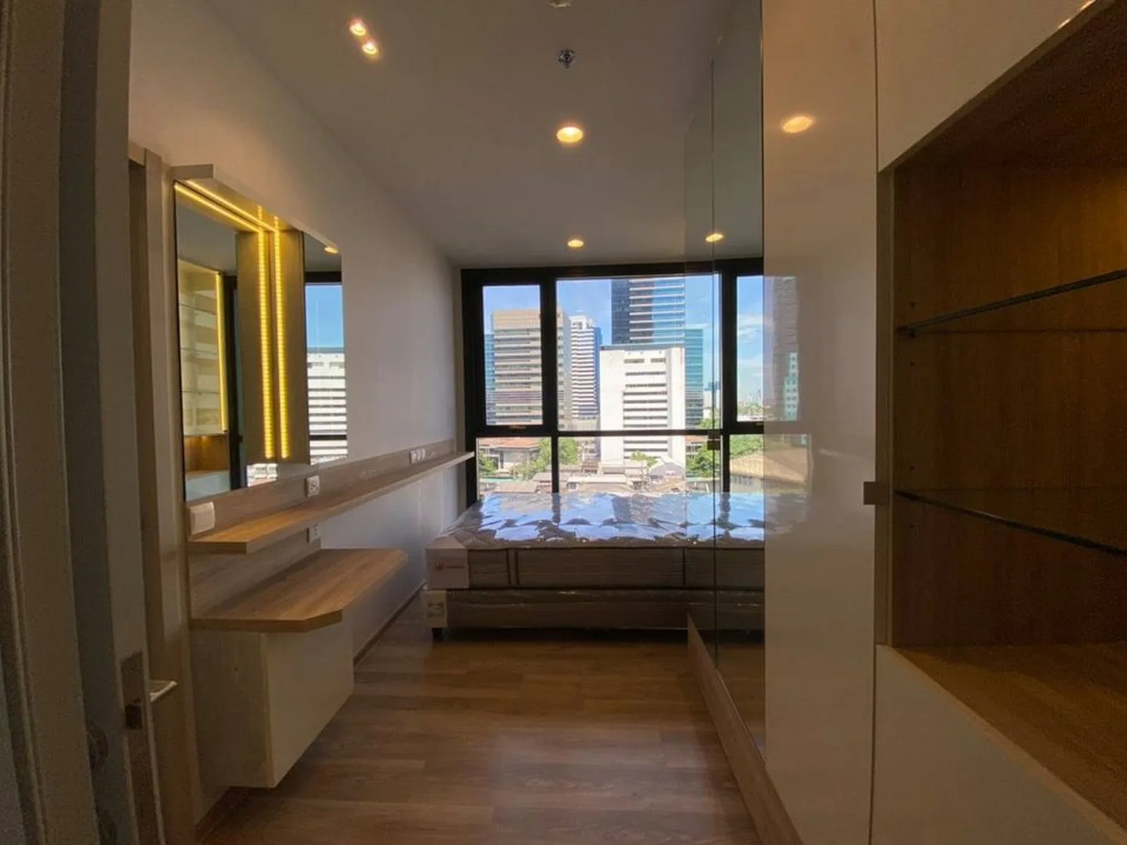 OKA HAUS Sukhumvit 36 — photo 8