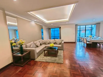 Ploenruedee Residence