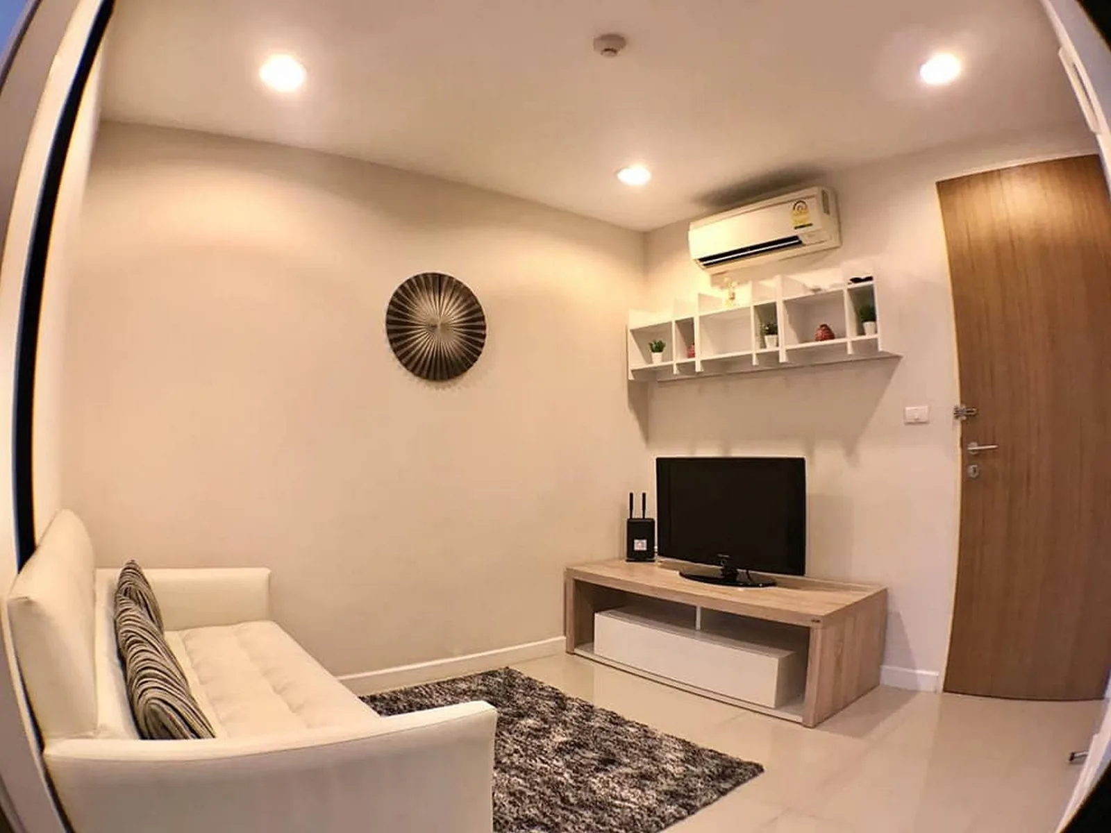 Zenith Place Sukhumvit 42 — photo 1