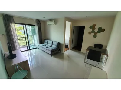 Zenith Place Sukhumvit 42