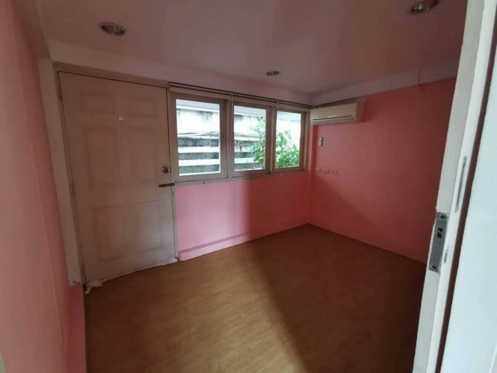 Single House Ekkamai 6 — photo 10