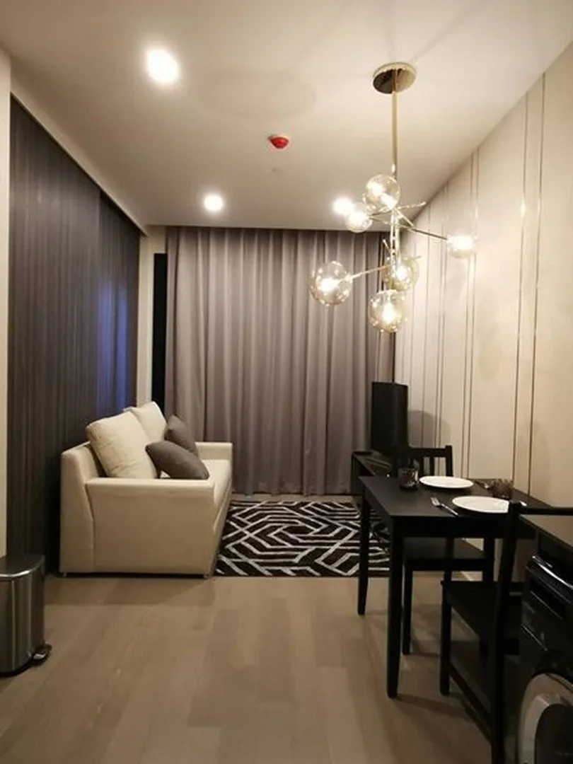 Ashton Asoke — photo 11