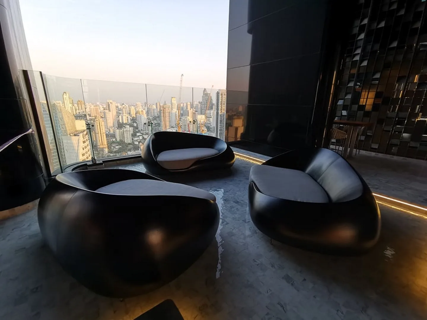 Ashton Asoke — photo 3