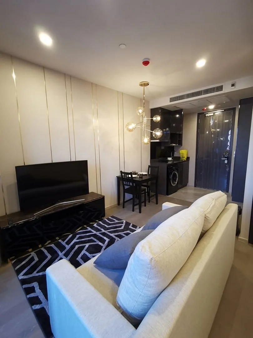 Ashton Asoke — photo 28