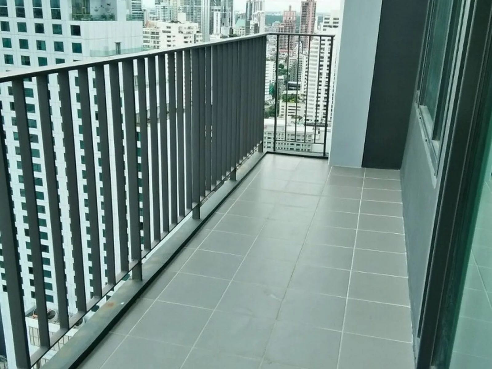 Edge Sukhumvit 23 — photo 7