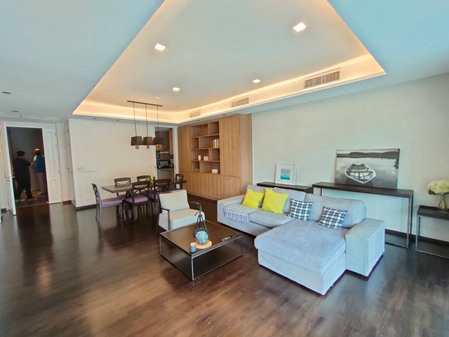 Monet House Apartment — photo 10