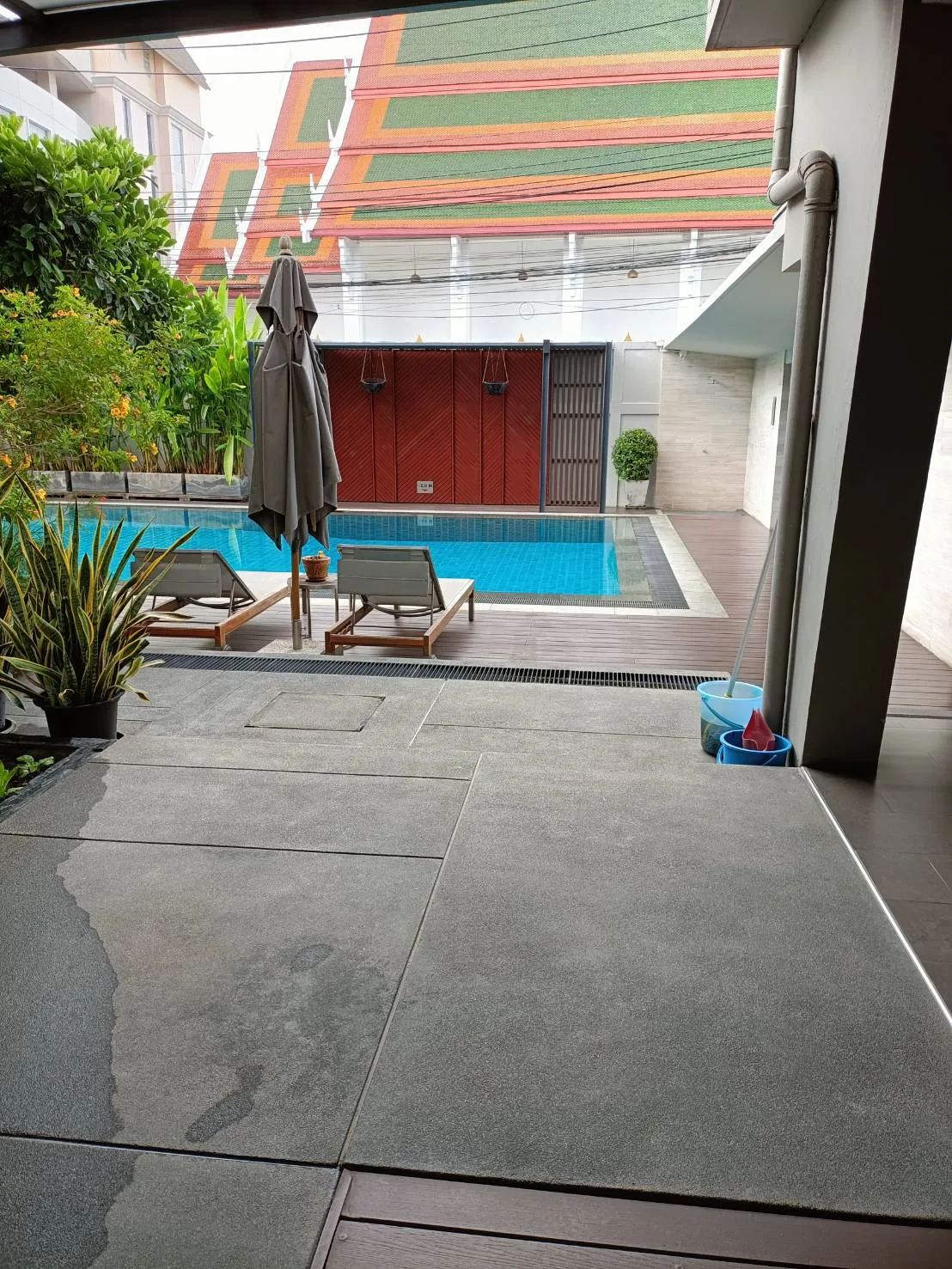 Monet House Apartment — photo 11