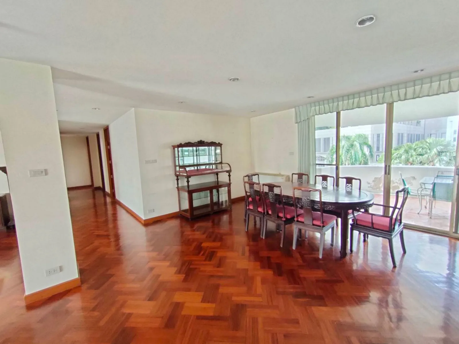 Ruam Rudee Penthouse — photo 1