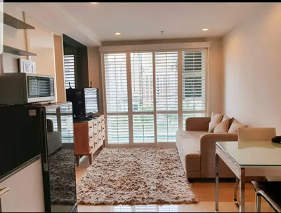 15 Sukhumvit Residences