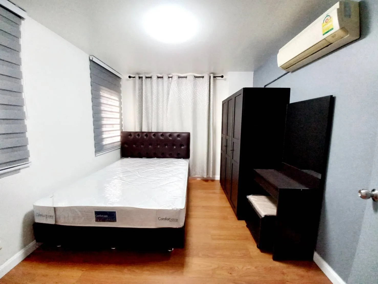 Condo One Siam — photo 8