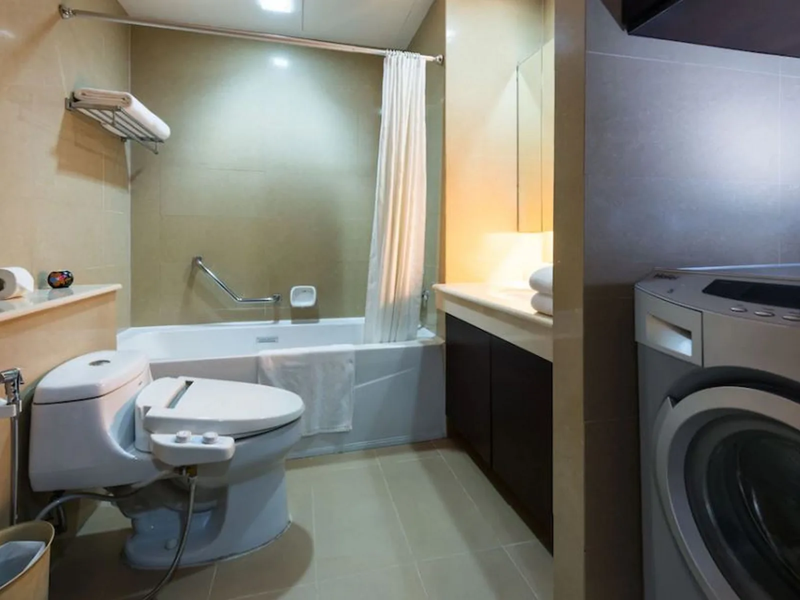 Lohas Residences Sukhumvit — photo 7