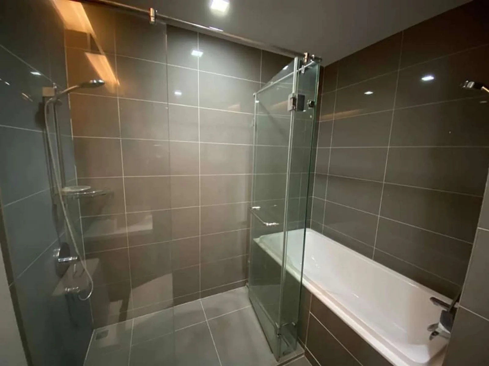 M Thonglor 10 — photo 8